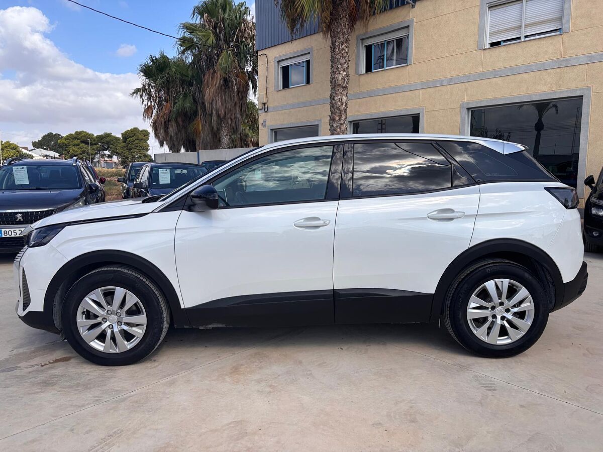 PEUGEOT 3008 ACTIVE 1.5 BLUE HDI AUTO SPANISH LHD IN SPAIN 81000 MILES 2022